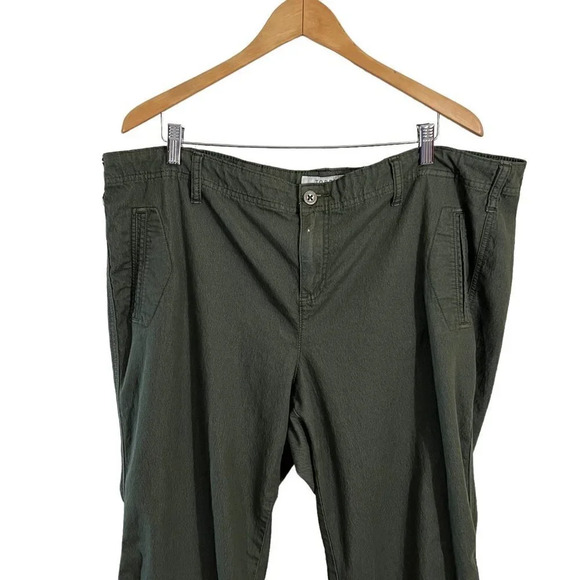 Torrid Olive Green Cropped Pants Plus Size 20 First At Fit Casual Fall Bottoms - Picture 3 of 6